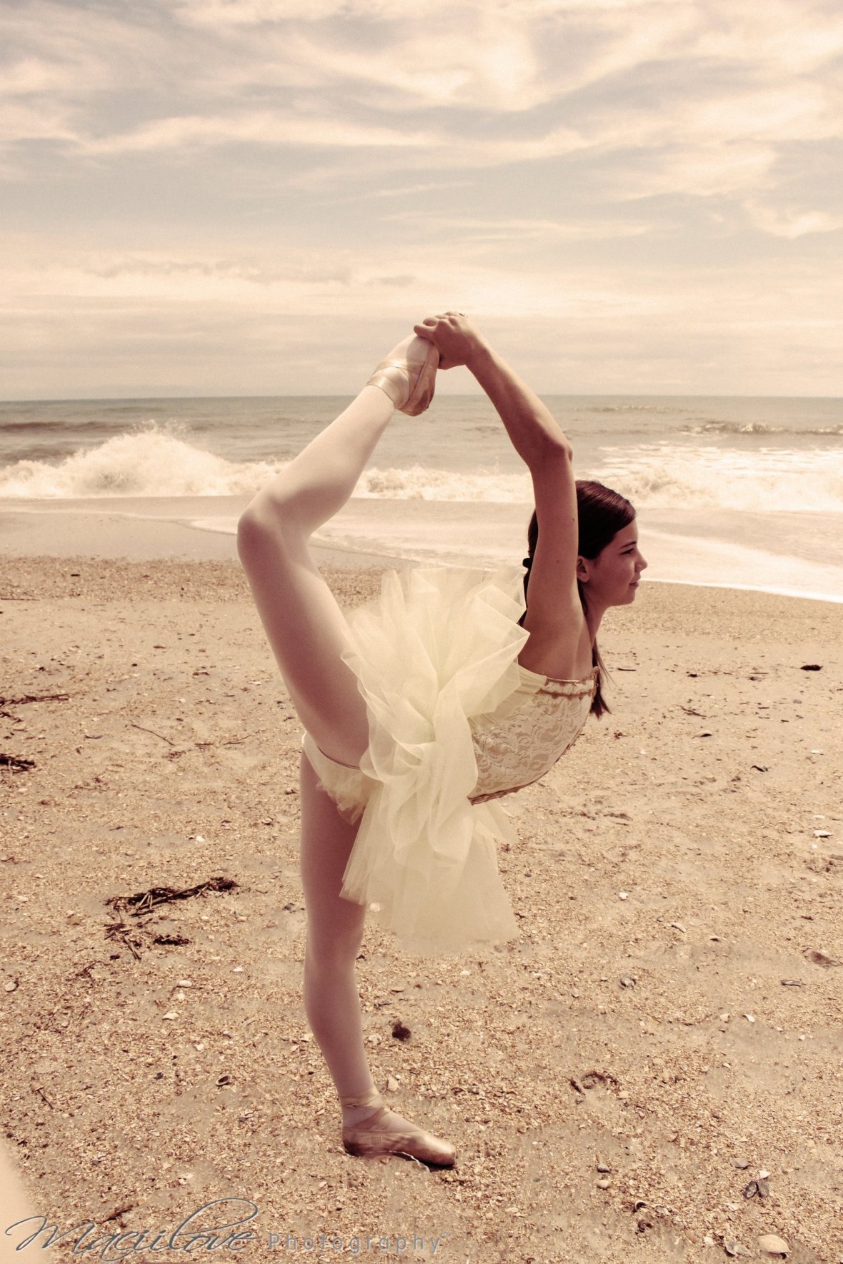 13_beach_ballet_2_by_dgphotographyjax-d52xpes